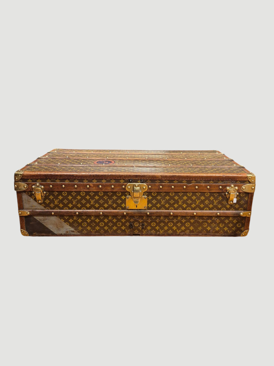 Large Louis Vuitton trunk